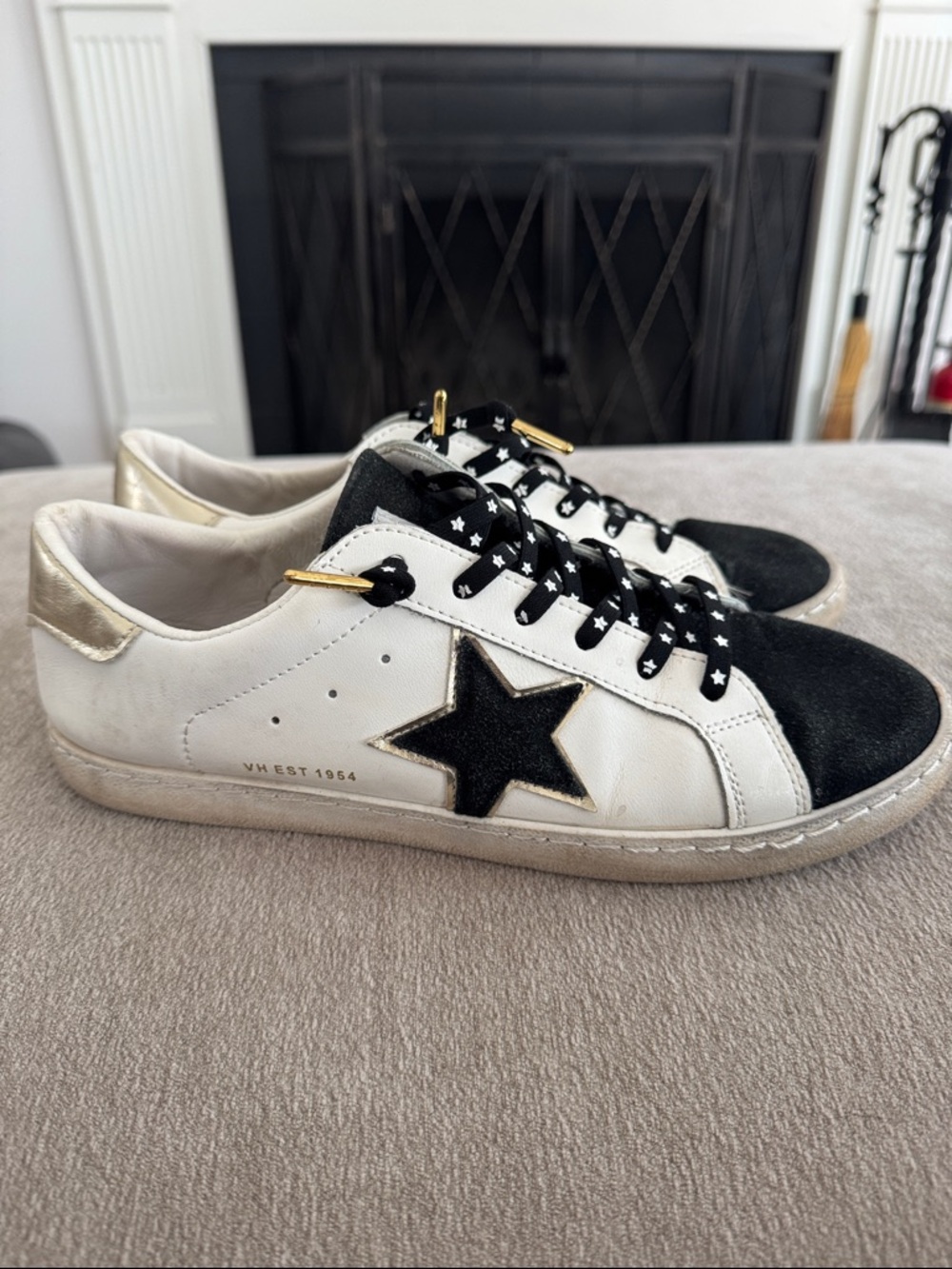 Vintage Havana White Sneakers with Black Star and Gold Heel
